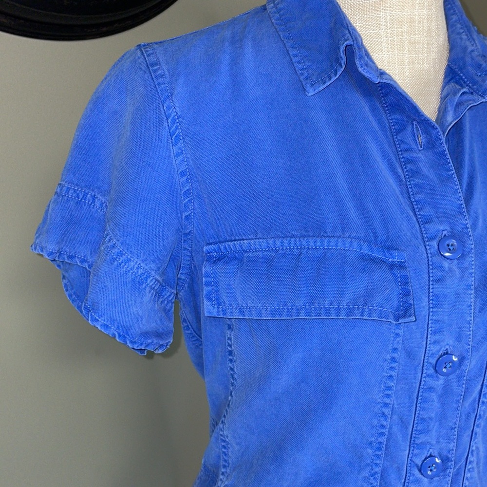 J. Crew size 4 blue shirt sleeve dress with several buttons down the front. - Picture 5 of 7